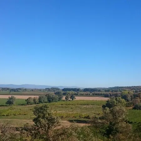 La Roulotte Kamp alanı *
