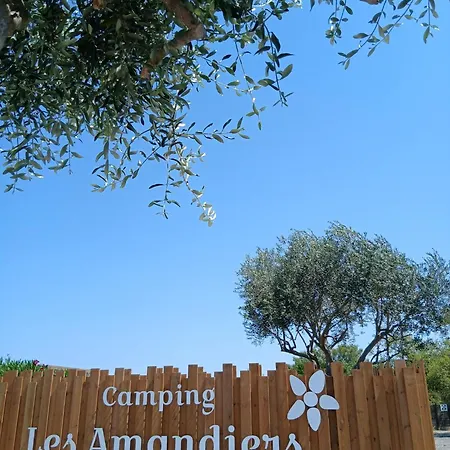 Camping La Roulotte Castelnau-de-Guers